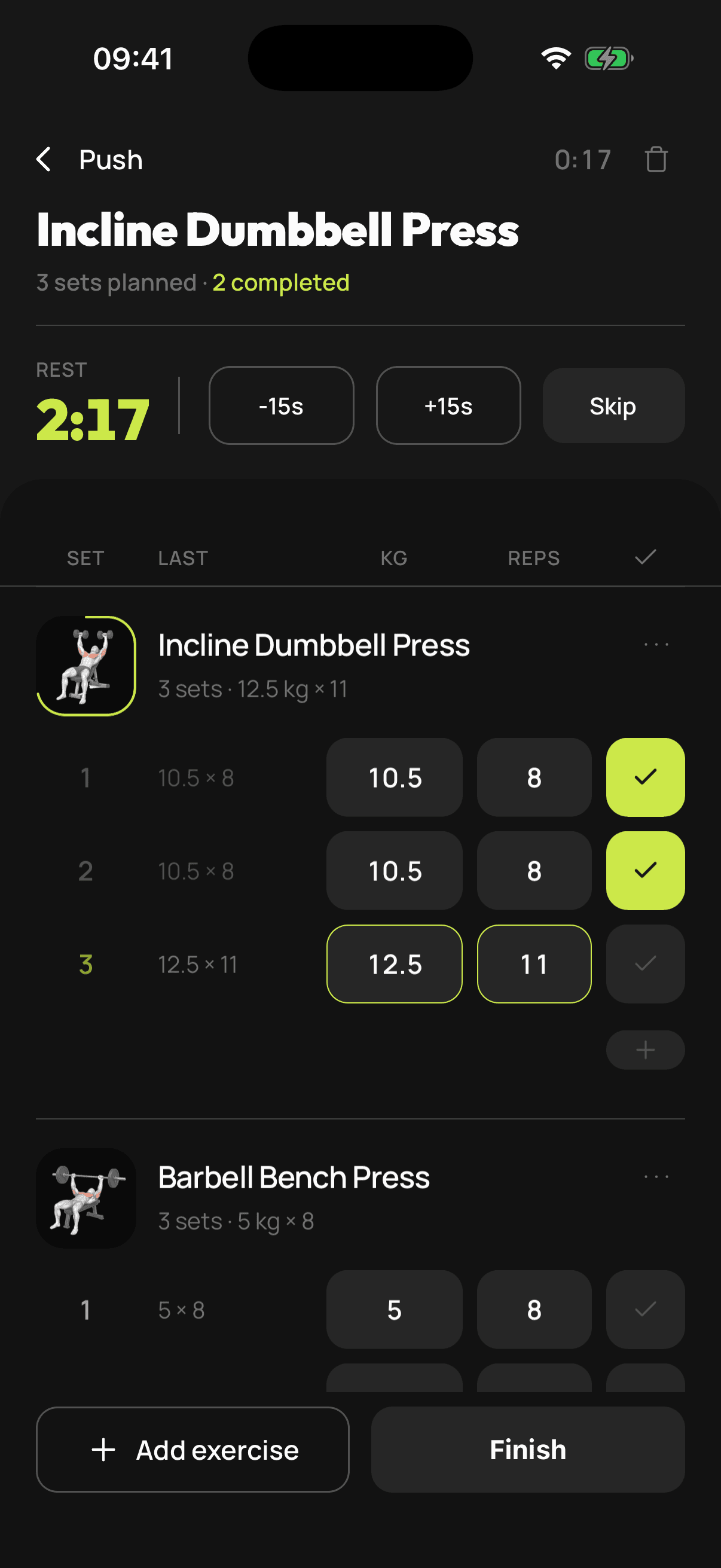 Bulk workout tracking screen showing an active push session with sets and rest timer